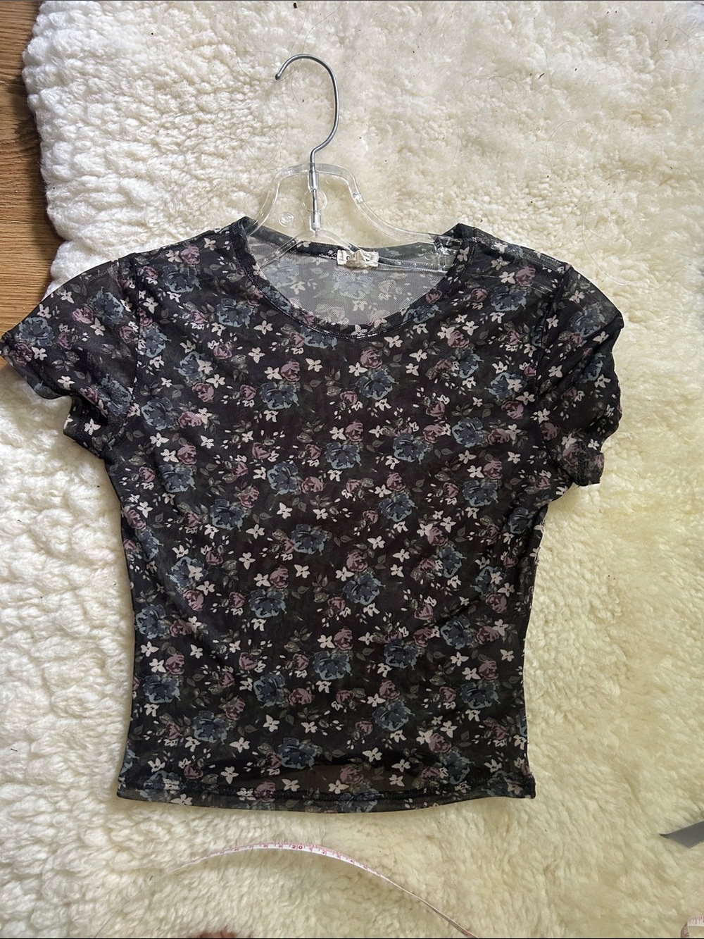 15”-19” Ptp xs garage Sheer Black Floral Short Sleeve Tee